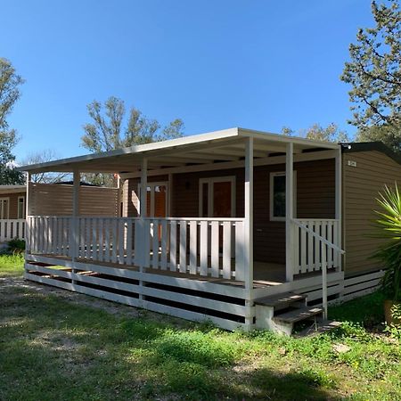 Villaggio Camping Uria Foce Varano Exterior photo